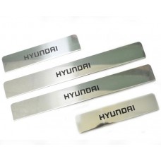 Накладки на пороги Hyundai-Accent краска